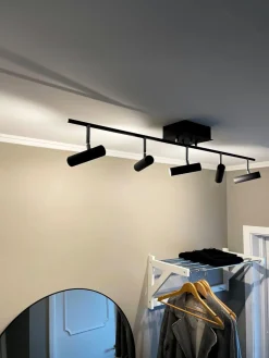 ARTIC Takspot Rak 5L Dimbar 106cm Svart/Stål