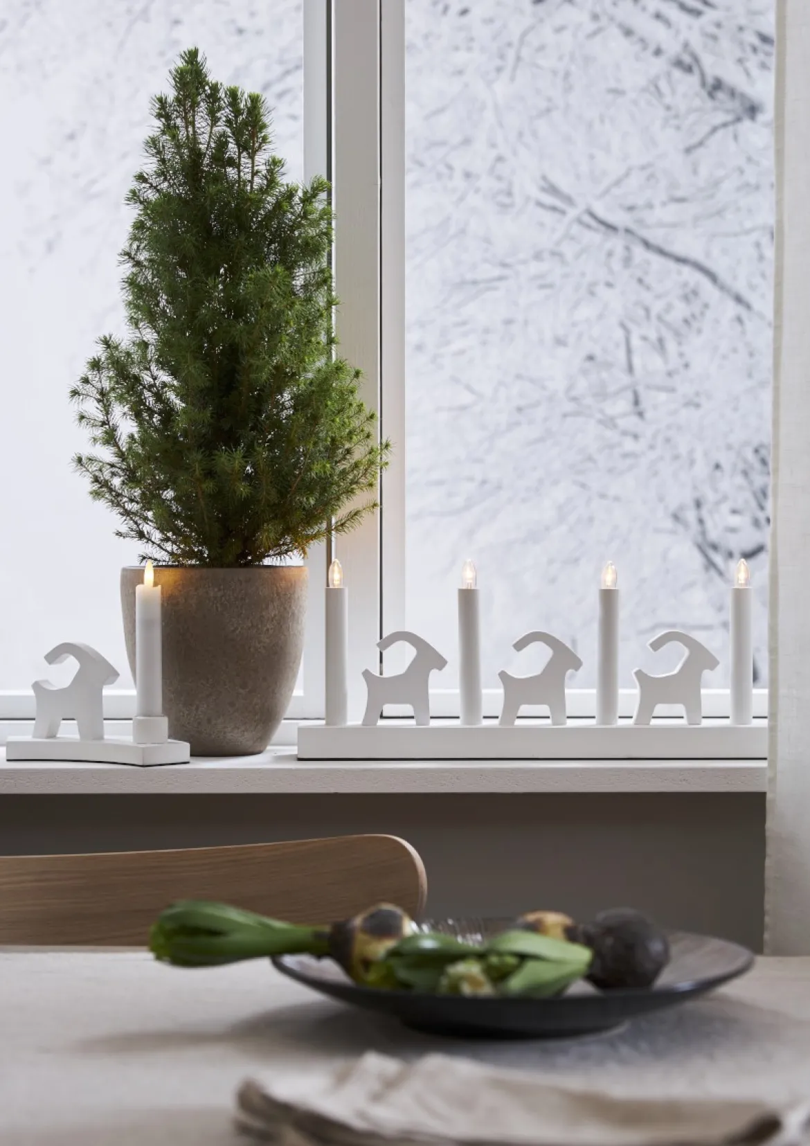 BRUSE Ljusstake 17,5cm LED Vit