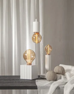 E27 Glob80 DecoLed 3-Steg Dimbar Minne 2W 1800K 100lm Amber