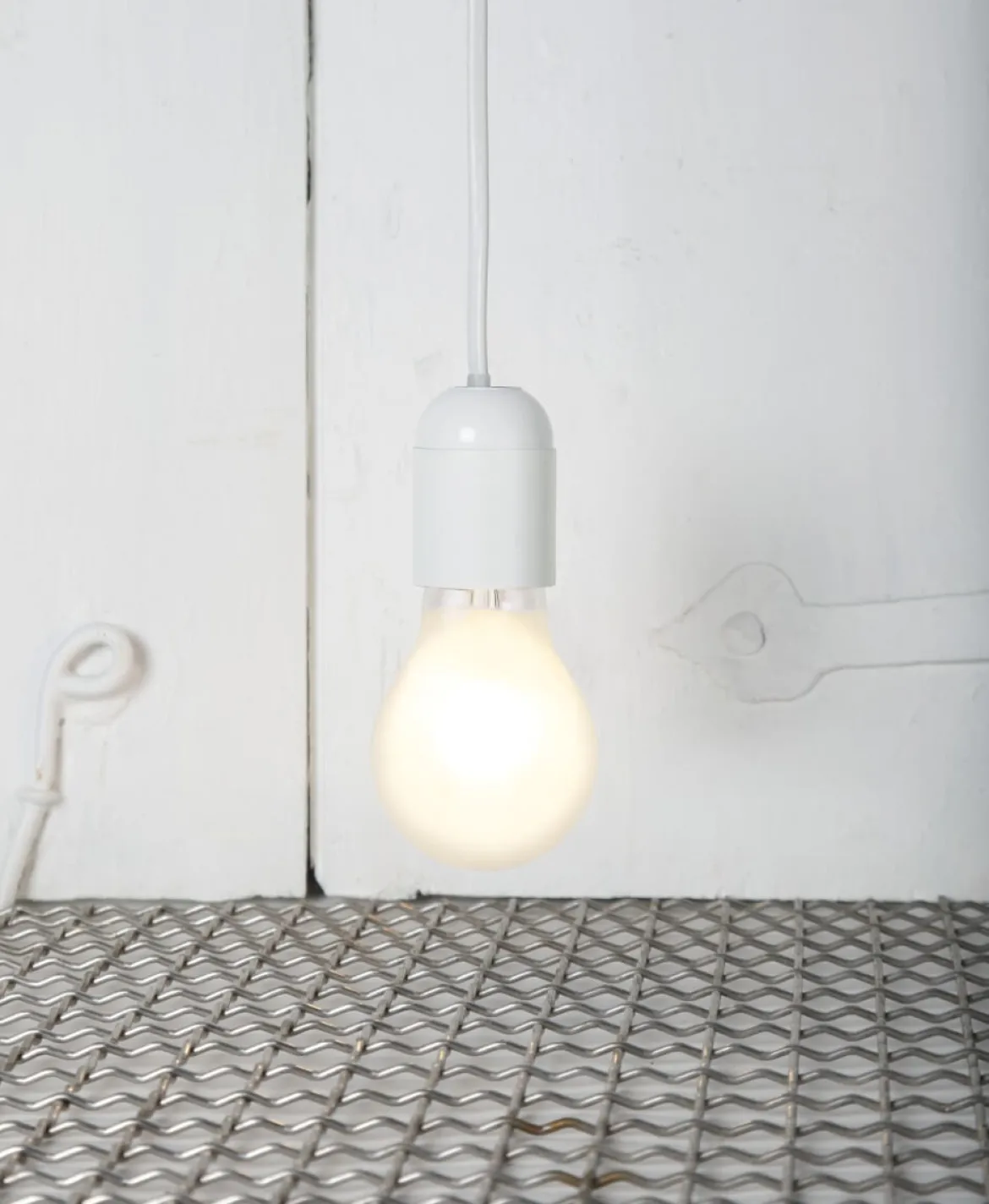 E27 Normal 4.7W 2700K 500lm LED-Lampa