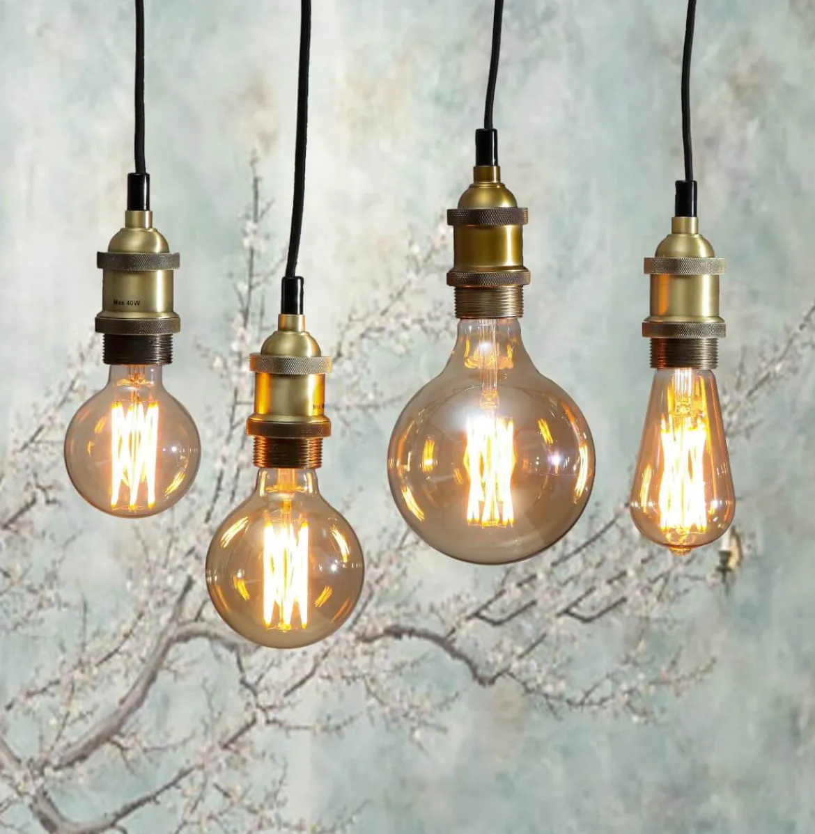 E27 Vintage Gold Navigation 3.7W 1800K 240lm LED-Lampa