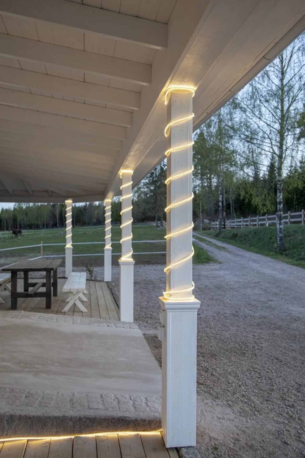 FLATSMDLED Ljusslang 10m 960LED Varmvit/Transparent