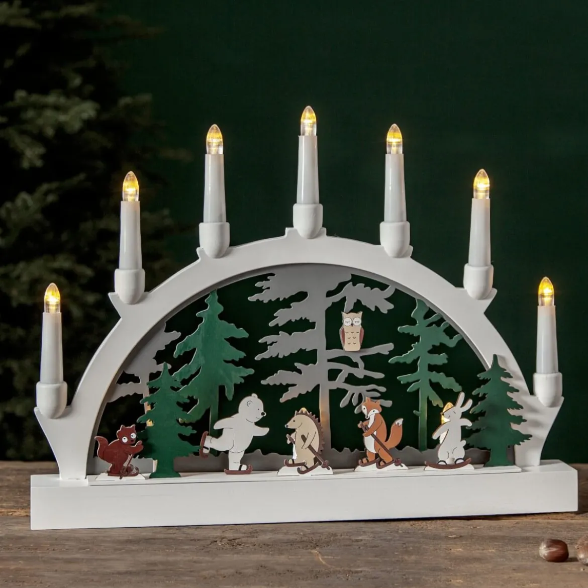 FOREST FRIENDS Ljusstake Skridsko Batteri 45cm Flerfärgad