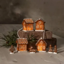 GINGERVILLE Pepparkakshus & Figurer Batteri 30cm Brun