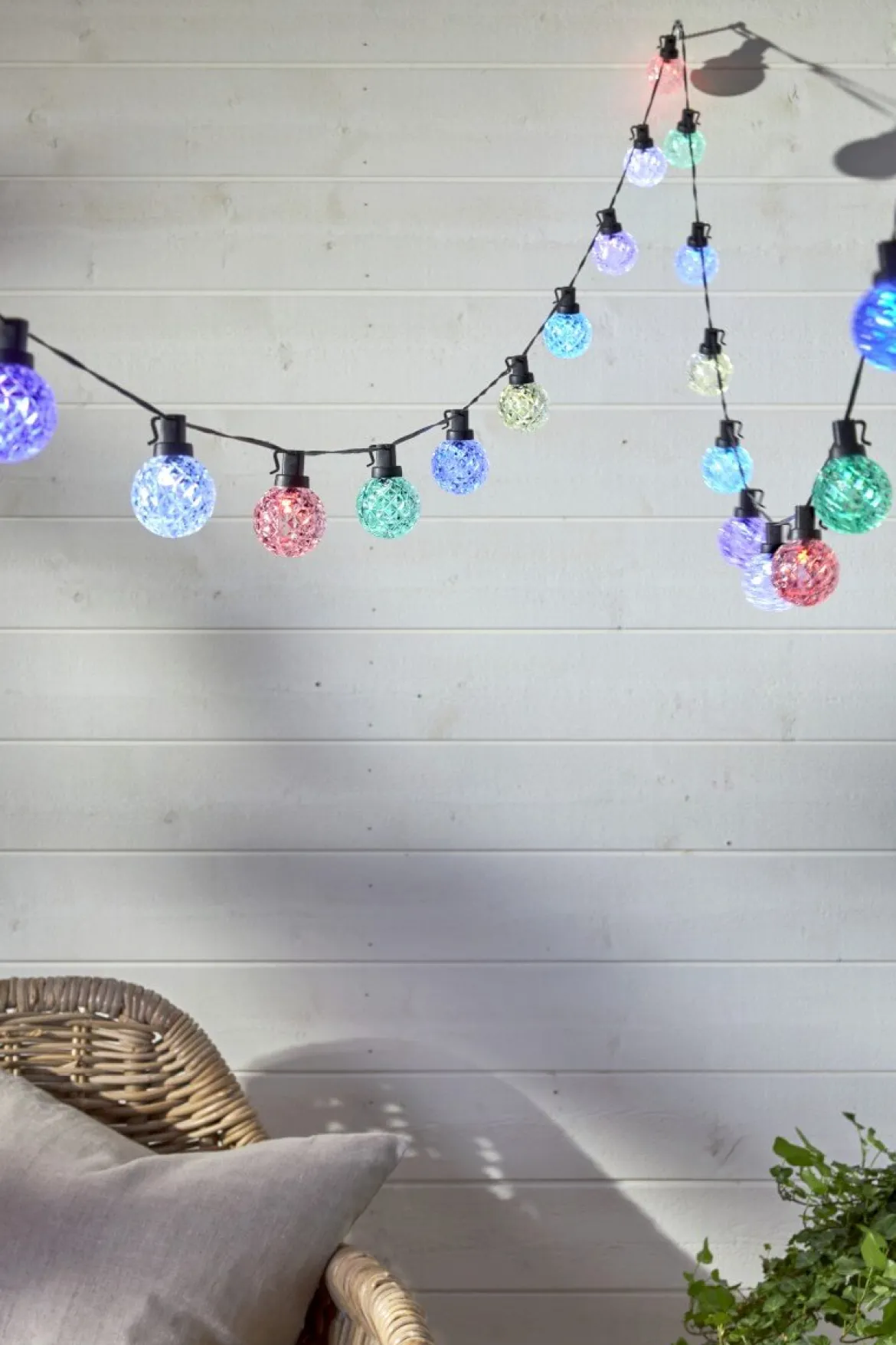SMART PARTY LIGHT Ljusslinga 25L Batteri 5m 25LED Multi/Svart