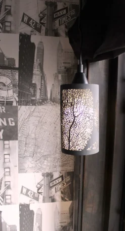 TREE Fönsterlampa 8cm Svart
